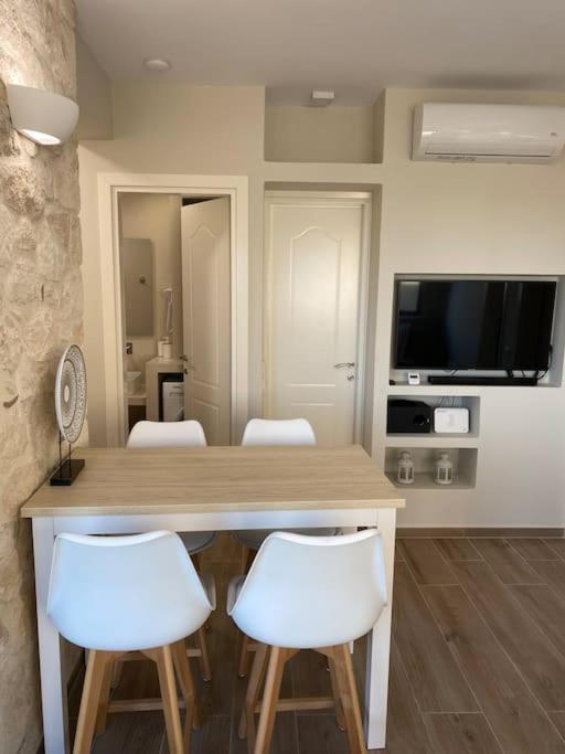 Makry-Gialos Luxury Seaview Apartment Makrýgialos Esterno foto